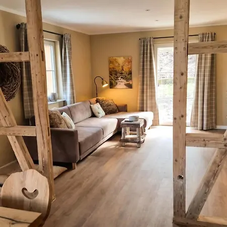 Kleiner Luchs Tatil Evi *